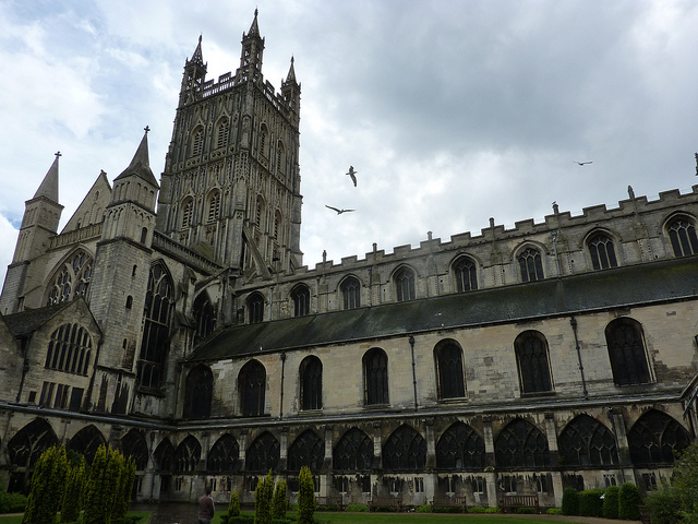 The cathedral in Gloucestershire is known from the Harry Potter movies.