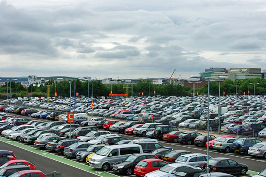 parked cars at gatwick airport