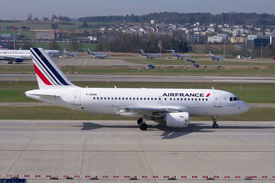 air france airplane on runway