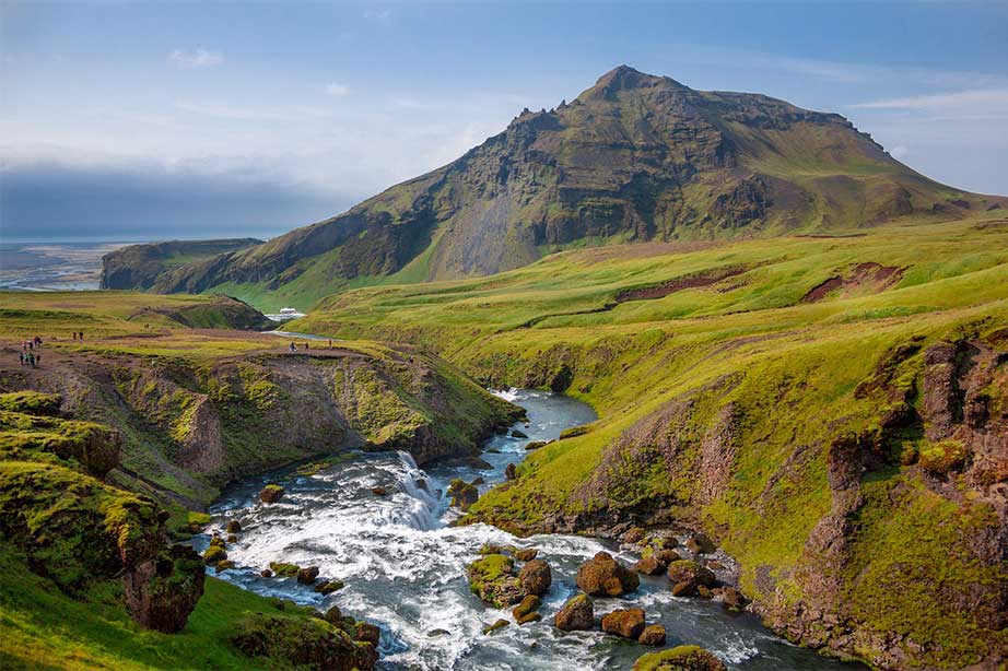 mountains and water of iceland