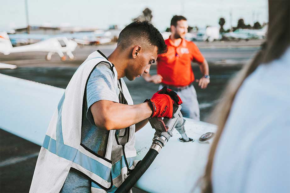 refueling of airplane