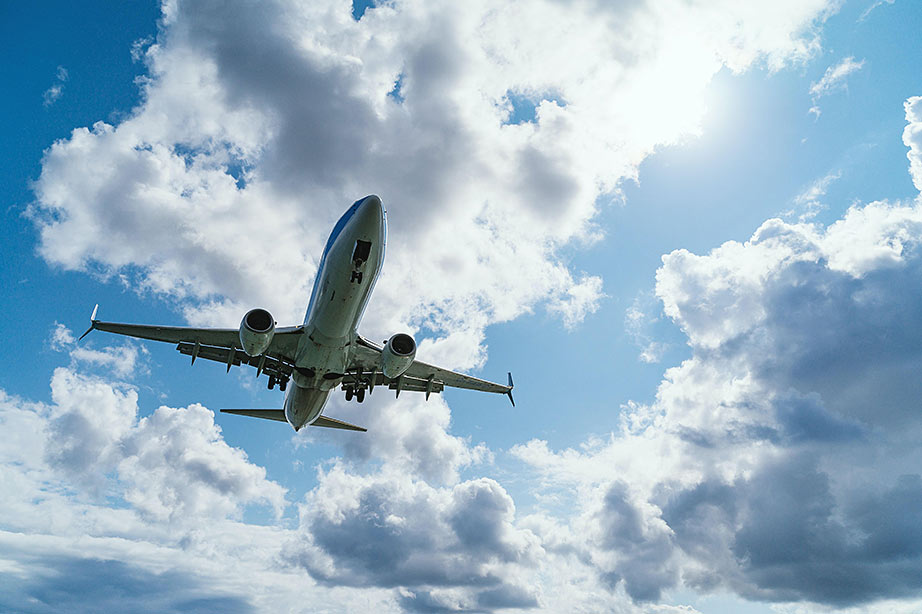 KLM vliegtuig in de lucht